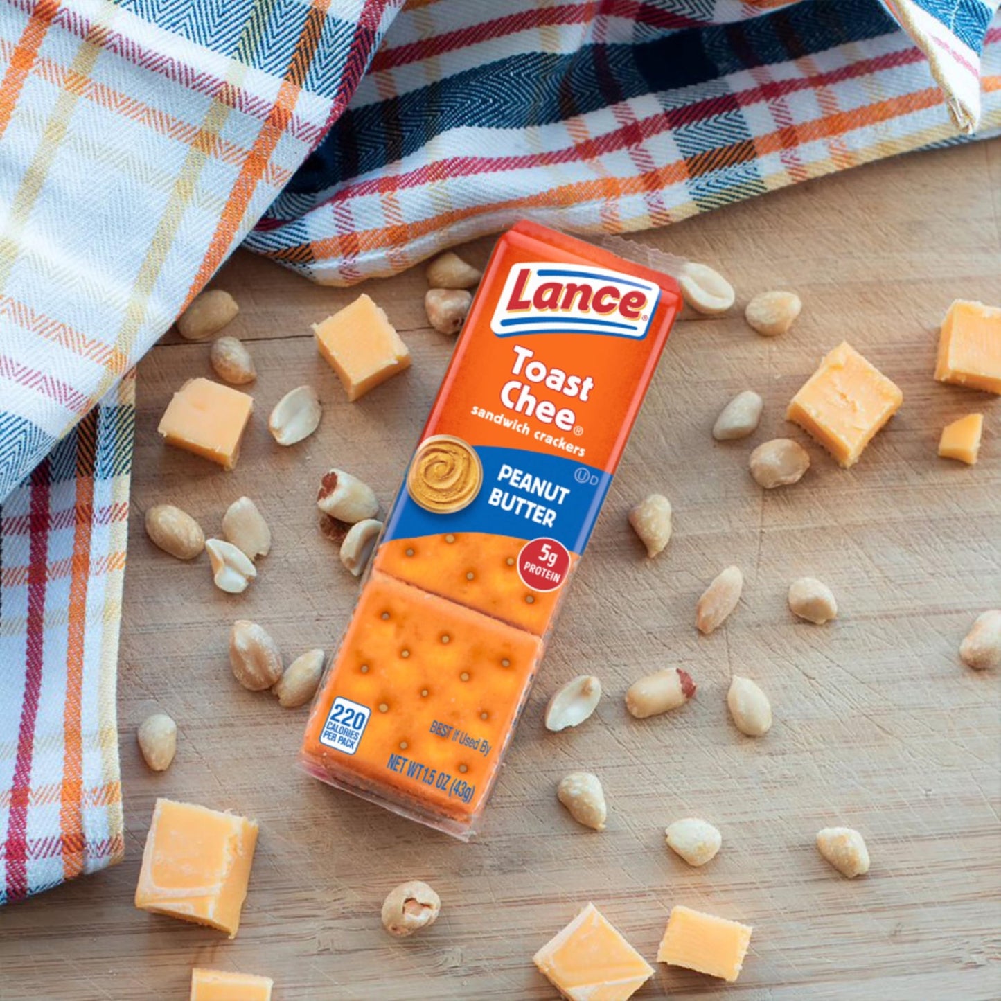 Lance Sandwich Crackers, ToastChee Peanut Butter, 20 Individually Wrapped Packs, 6 Sandwiches Each - Fresh Hearth
