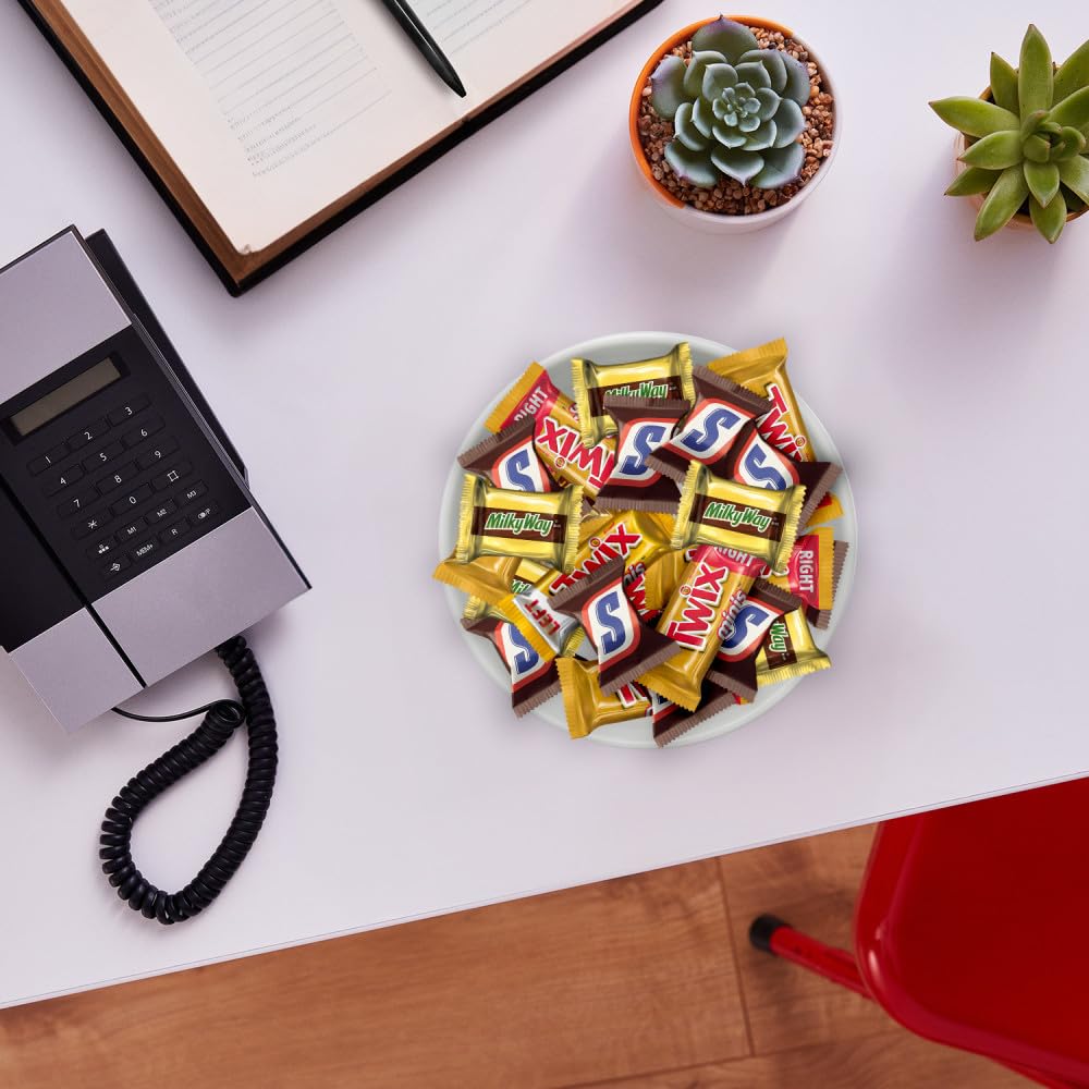SNICKERS, TWIX, & MILKY WAY Minis Chocolate Candy Bars Variety Pack, 150 Ct Bulk Bag - Fresh Hearth
