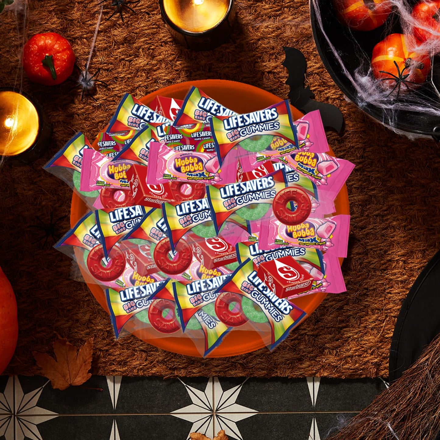 Wrigley's STARBURST, LIFE SAVERS, HUBBA BUBBA & LIFE SAVERS Gummies Halloween Candy Assortment, 95 Ct Bulk Bag - Fresh Hearth