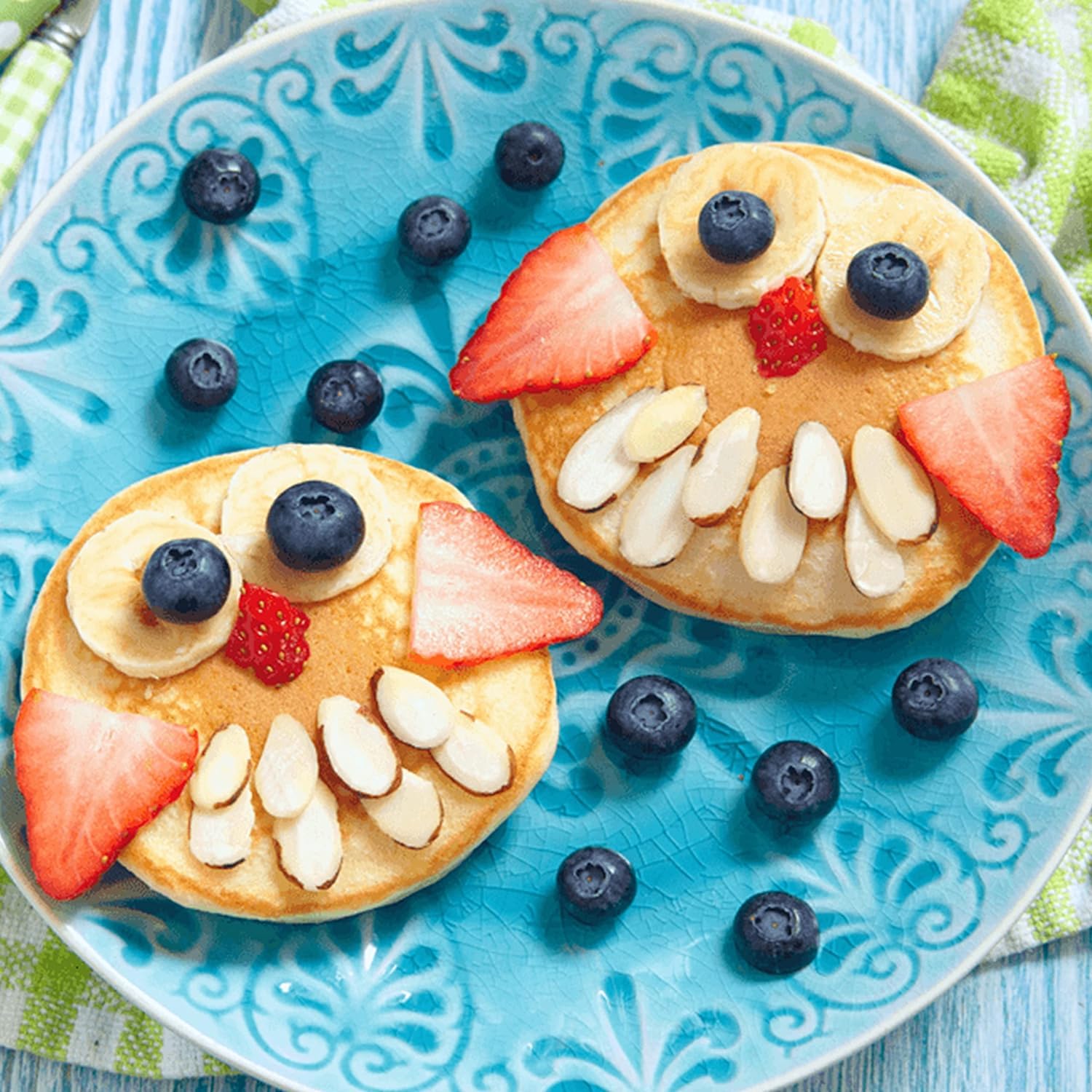 Pearl Milling Company Pancake Cups, 2 Flavor Variety, 2.11 Oz, Pack of 12 - Fresh Hearth