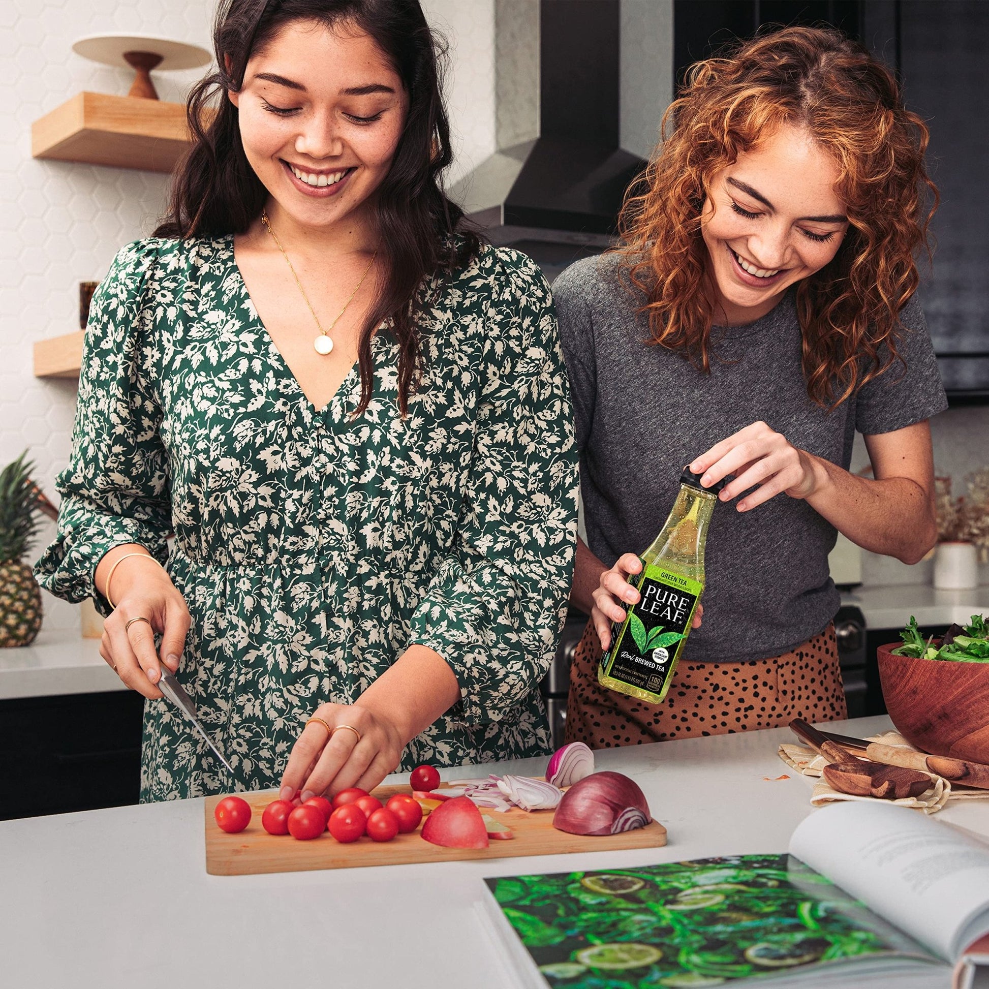 Pure Leaf Iced Tea, Unsweetened 3 Flavor Variety Pack, Zero Sugar & Zero Calories, 18.5 Fl Oz Bottles (Pack of 12) - Fresh Hearth