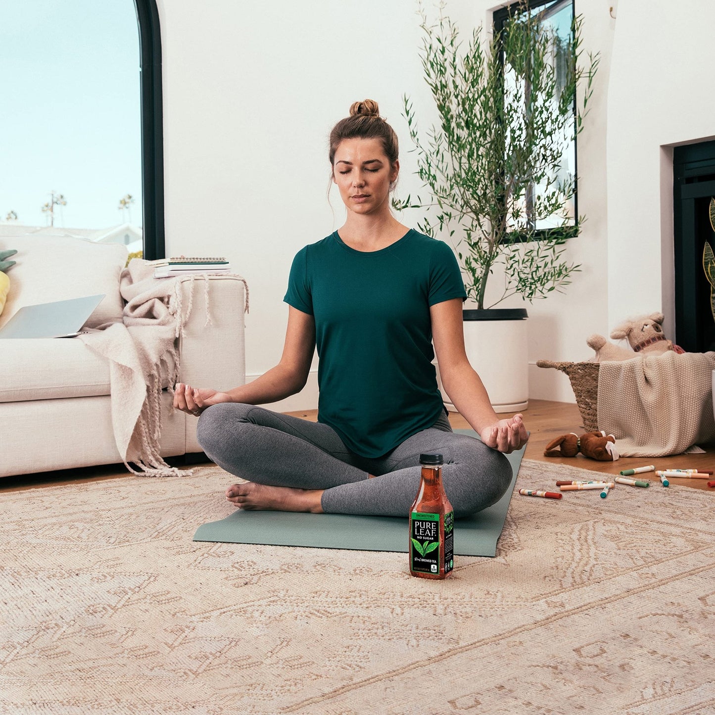 Pure Leaf Iced Tea, Unsweetened 3 Flavor Variety Pack, Zero Sugar & Zero Calories, 18.5 Fl Oz Bottles (Pack of 12) - Fresh Hearth